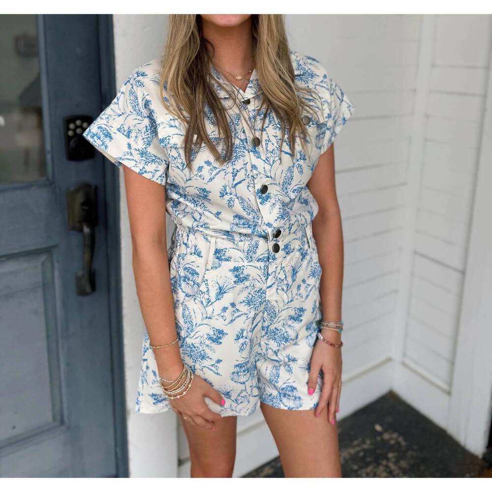 NEW CLOUD TEN frilly feels romper in white, blue